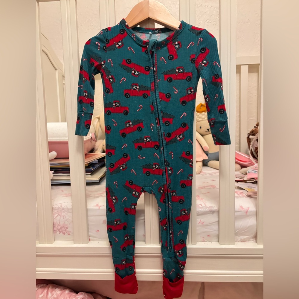 Posh Peanut Disney Christmas Bamboo Sleepie